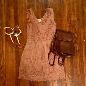 Retro pink lace dress